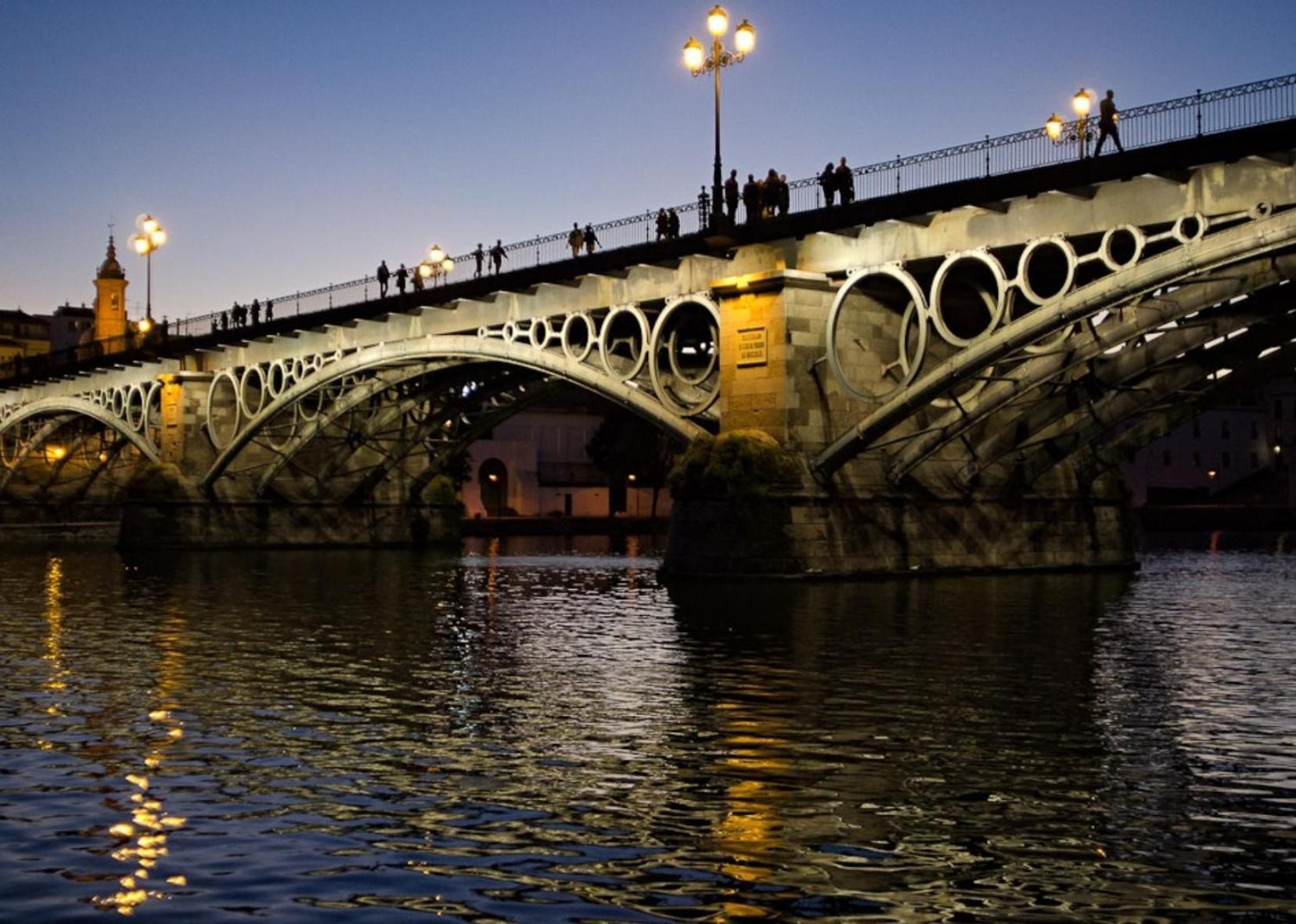 El Tardon, Triana